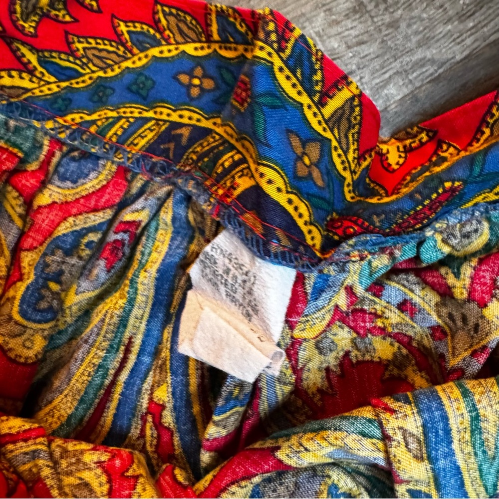 Vibrant Paisley Skirt, Vintage, A line, Bright Rayon - Picture 4 of 6